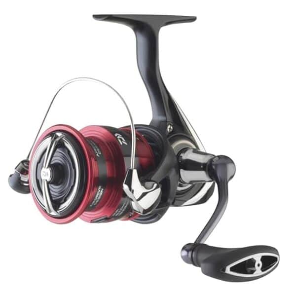 Découvrez notre analyse détaillée des performances au lancer du moulinet Daiwa 23 ninja lt3000-c : un choix incontournable pour les passionnés de pêche.