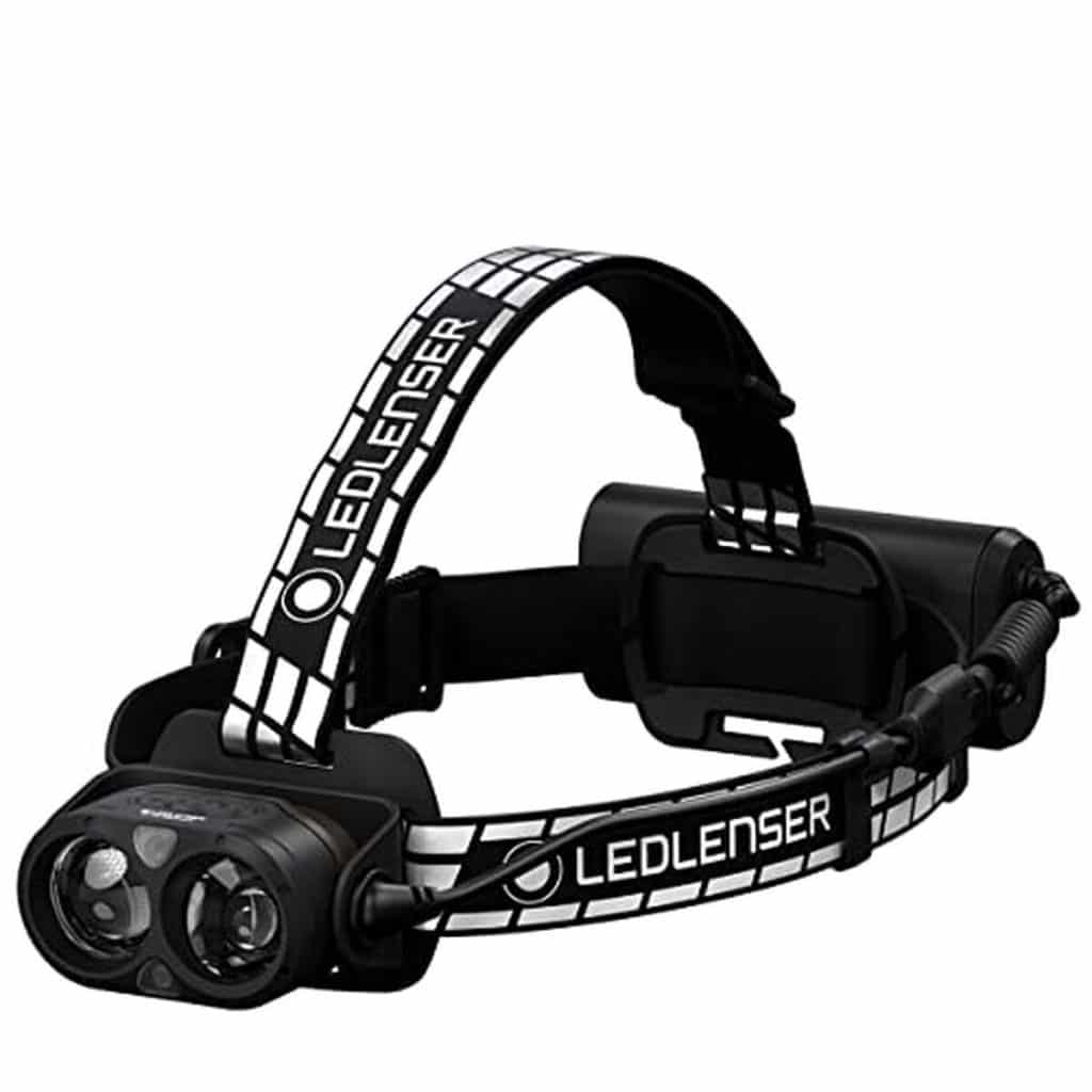 Test de la lampe frontale Ledlenser H19R signature : puissance et innovation