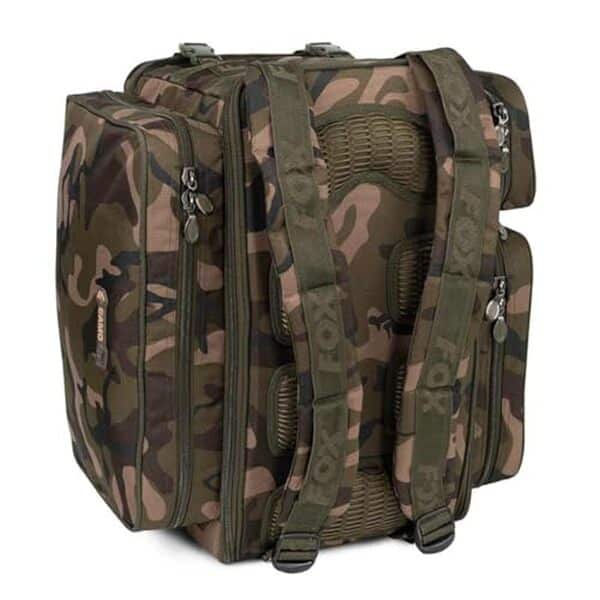 Découvrez notre test complet du sac à dos Fox Camolite Clu484 : capacité, confort et durabilité pour la pêche de la carpe. Avis détaillé et comparatif.