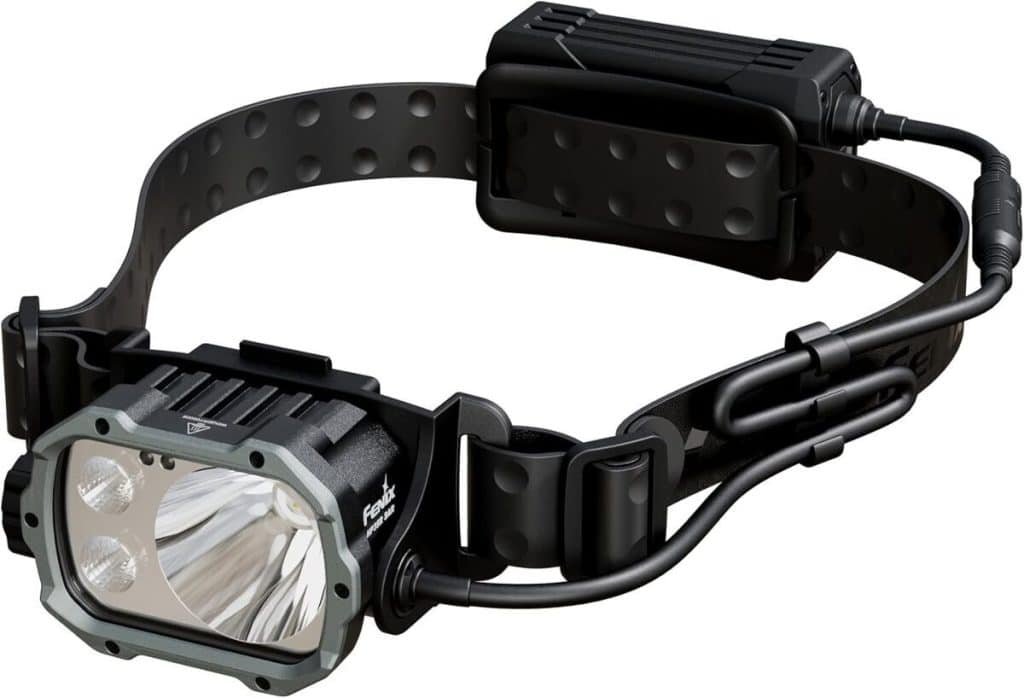 Test de la lampe frontale Fenix HP35R : puissance et endurance